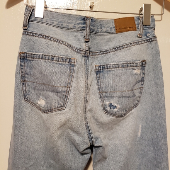 American Eagle Mom Jean - Picture 6 of 14